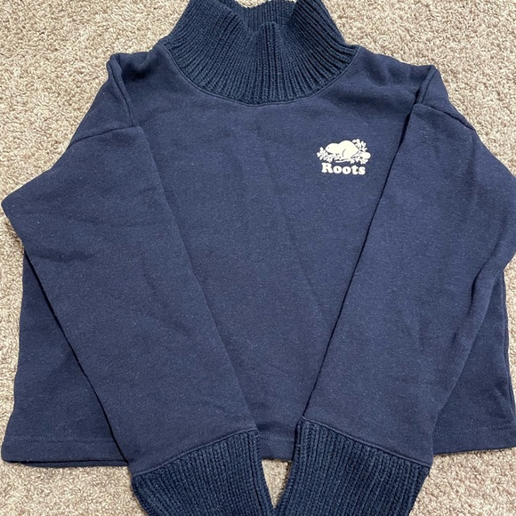 Women’s Roots Turtleneck Sweater - Picture 2 of 5